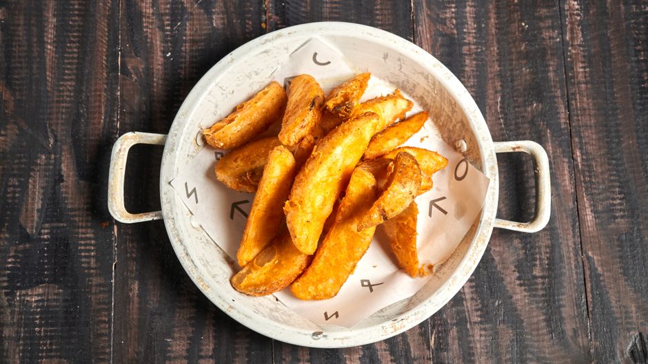 Air Fryer Potatoes: Fries, Wedges and Baked (Time & Temp)